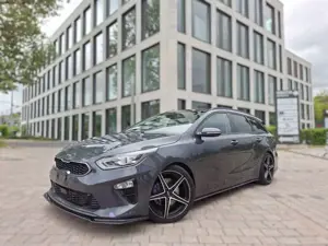 Kia Ceed SW / cee'd SW 1.6 CRDi Platinum Edition