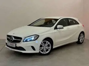 Mercedes-Benz A 180 /LED/TEMPOMAT/SITZHEIZUNG/PDC