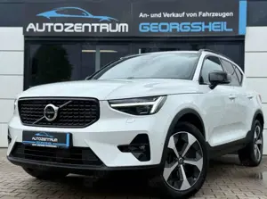 Volvo XC40 Plus Dark 2WD/LED/ACC/AHK/Harman/Kardon
