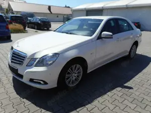 Mercedes-Benz E 220 CDI 1. Hand  PDC  MB-werkstattgepflegt