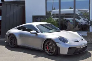 Porsche 992 .2 GT3 Touring "Facelift+1. Hand+Bose"