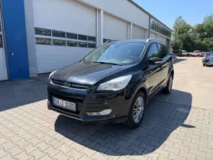 Ford Kuga Titanium*AHK*Shz*TüV bis 05.2028