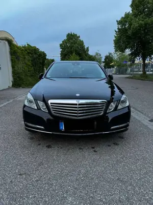 Mercedes-Benz E 200 BlueEFFICIENCY 7G-TRONIC Elegance