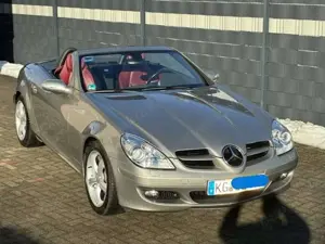 Mercedes-Benz SLK 280 7Gang Automatik, Airscarf usw.