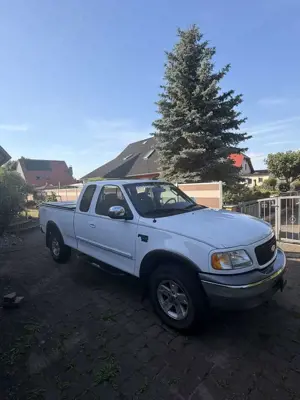 Ford F 150 XLT 5.4 V8 4x4