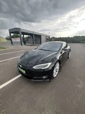 Tesla Model S 75D SC01 (LIFETIME FREESUPERCHARGE)
