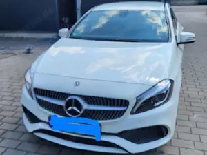 Mercedes-Benz A 180 A 180 AMG Line