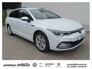 Volkswagen Golf 8 Variant 1.5 TSI Style 1HAND/AHK/NAVI/LED