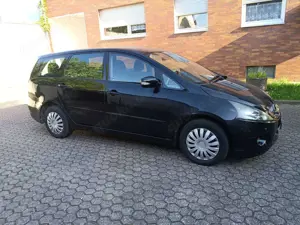 Mitsubishi Grandis