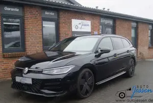 Volkswagen Passat Variant 2.0 TDI 4M R-Line Ahk/Matrix/Stdh