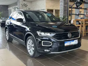 Volkswagen T-Roc Sport Teil-Leder RCam Navi ACC AHK LED SHZ