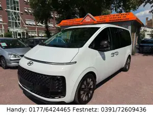 Hyundai STARIA 2.2 CRDi Signature Automatik 2WD