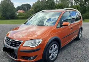 Volkswagen Cross Touran 2.0 TDI DPF DSG