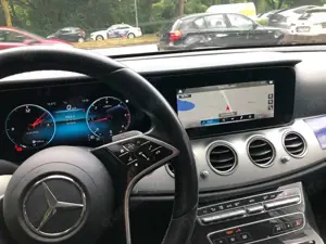Mercedes-Benz E 200 E 200 d 9G-TRONIC Avantgarde