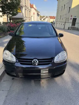 Volkswagen Golf 1.6 (TÜV – Zahnriemen–Bremse-Service- Reifen) Neu*