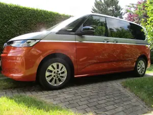 Volkswagen T7 Multivan Life **1.Hand//LED//Garantie**