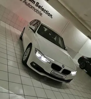 BMW 318 318i Touring Advantage