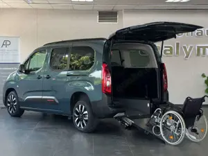 Citroen Berlingo 1.5 Max XL Rollstuhlgerecht-Rampe