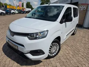 Toyota Proace Verso L1 Shuttle **AHK**