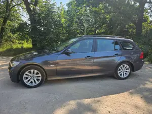 BMW 320 3er Touring Diesel 320d DPF Touring Aut.