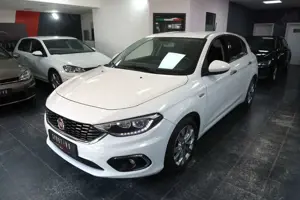 Fiat Tipo Lounge*Led*Navi*Kamera*Usb*Shz*Zahnriemen*