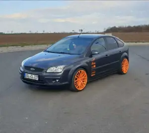 Ford Focus 1.6 Ti-VCT Titanium