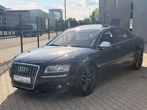 Audi S8 5.2 quattroV10/S-Dach/Navi/Xenon/Keyless/