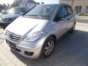 Mercedes-Benz A 150 A 150 5-türig Klima Anhängerkupplung Winterräder Radio HU AU Neu