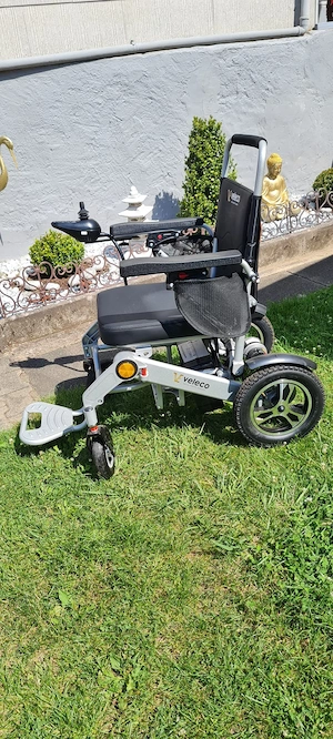 elektrischer Rollstuhl von Veleco