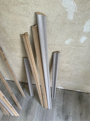 Laminat + dazugehörigen Leisten