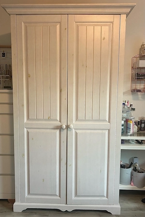 Kinderzimmer Cinderella - Kleiderschrank, Kommode, Regalschrank - weißes Massivholz