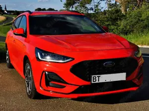 Ford Focus Focus Turnier Turnier 1.0 EcoBoost Hybrid ST-LINE DESIGN