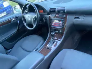 Mercedes-Benz C 180 Kompressor ELEGANCE Automatik Klima Xenon