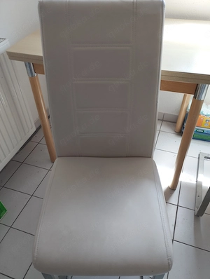 Küchentisch ausziehbar und 2 Stühle 