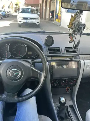 Mazda 3 1.6 Sport Active Bild 5