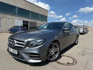 Mercedes-Benz E 220 E 220 d*AMG LINE*BURMESTER*AMBIENTE*NAVI*KAMERA*