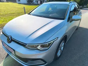 Volkswagen Golf VIII Variant Life Navi AHK LED