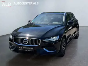 Volvo V60 Kombi AWD /HK-ANLAGE/LED/NAVI/LEDER/