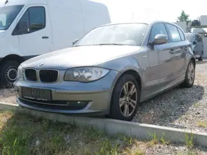 BMW 118 d 5-Türer Edition Lifestyle MOTORSCHADEN !