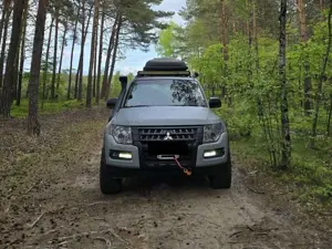 Mitsubishi Pajero Pajero 3.2 DI-D Automatik Instyle