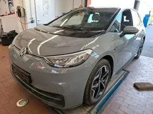 Volkswagen ID.3 Pro Performance Aut. LED Navi SHZ Alu19
