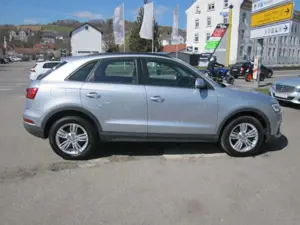 Audi Q3 2,0 TFSI quattro ~ DSG ~ AHK ~ Klima ~ Bild 5