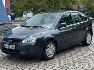 Ford Focus 1.6 | 1.Hand | TÜV Juni 2027