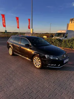 Volkswagen Passat Variant 2.0 TDI SCHECKHEFTGEPFLEGT