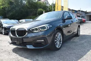 BMW 120 i Lim. Advantage "Navi/SHZ/PDC/LED"