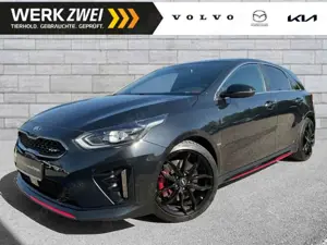 Kia Ceed / cee'd 1,6 GT AT ACC Kamera Navi BASTUK JBL