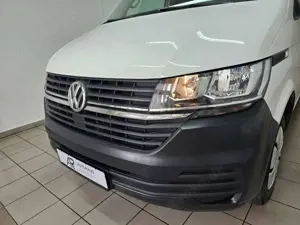 Volkswagen T6.1 Transporter Kasten lang Klima PDC DAB+ 3 Sitzer