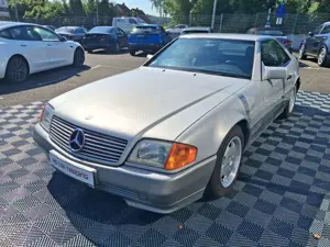Mercedes-Benz SL 300