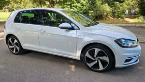 Volkswagen Golf VII Lim. Join Navi PDC LED