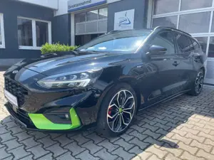 Ford Focus Turnier ST-Line TDi150 LED/Pano/WiPa/18LMF